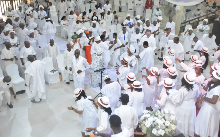 White Sunday Service